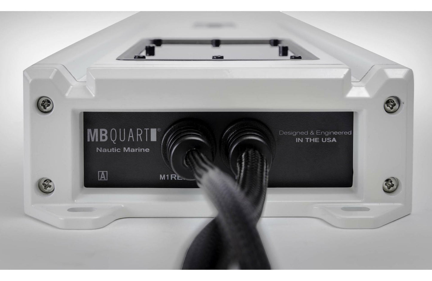MB Quart NA3-560.4 4-channel marine amplifier 70 watts x 4 +  2 Pair Of Alpine SPS-M601W 6-1/2" 2-way marine speakers (White)